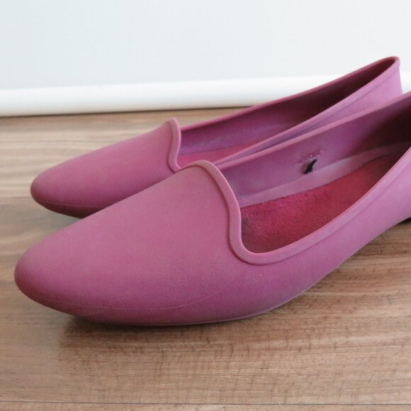 CROCS Eve Ballet Flat in Plum Purple Comfort Travel Waterproof Fall - Size US 9 - Picture 2 of 13